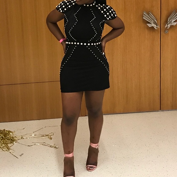 Dresses & Skirts - Vintage Black Dress